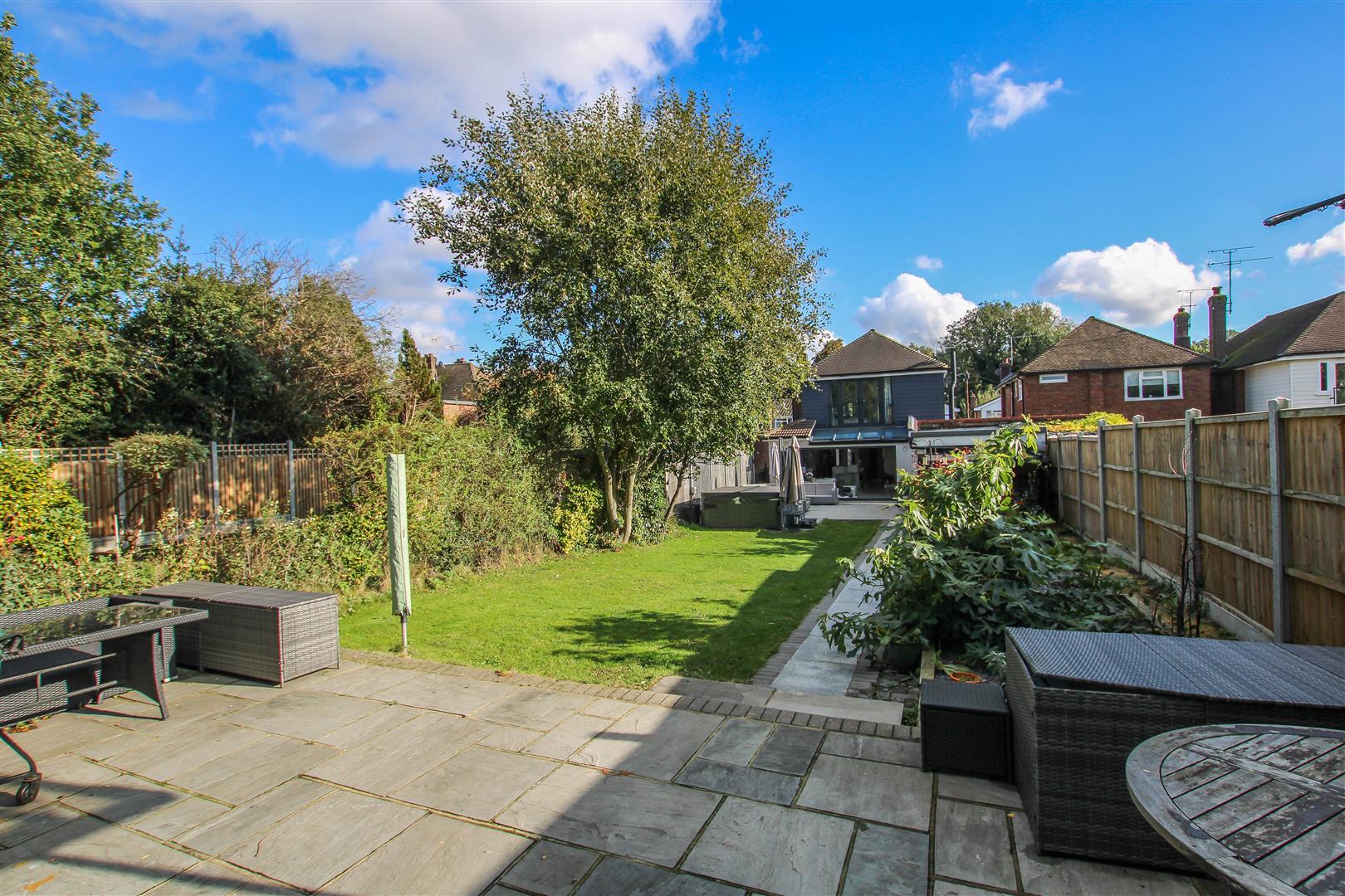 Hunter Avenue, Shenfield, Brentwood Keith Ashton